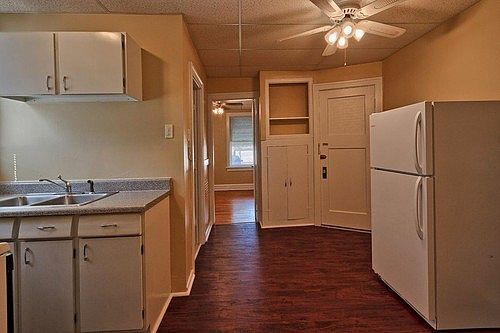 5th image of 5415 Christy Ave