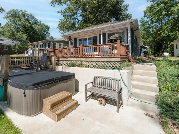 10790 Stoney Point Dr, Delton, MI 49046
