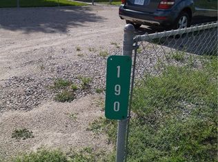 190 Crepe Myrtle Dr, Pembroke, NC 28372