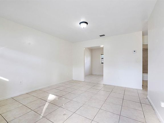 2nd image of 747 NW 14th Way