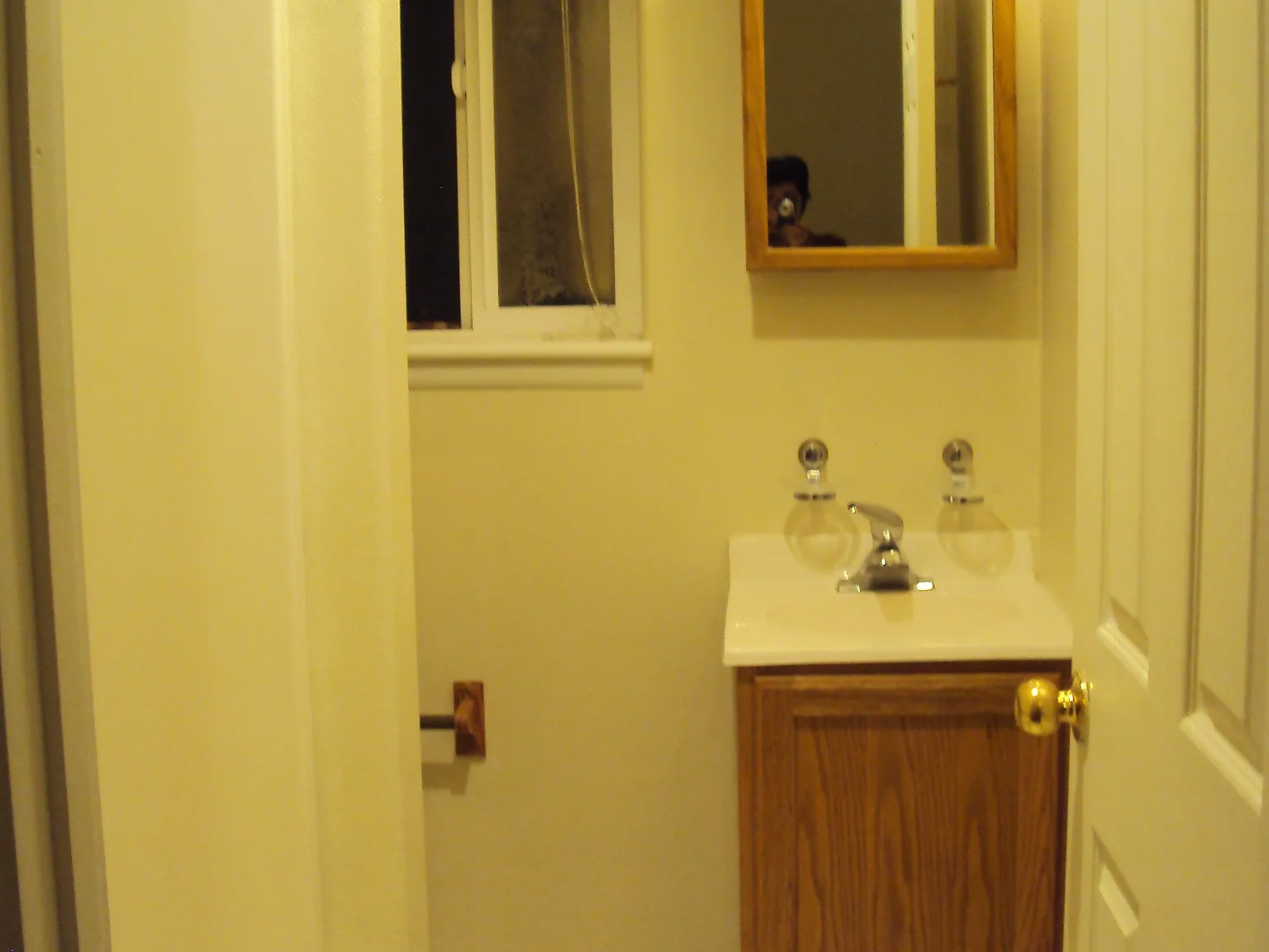 3 bed, 1500 sqft, $2,100 — Photo 2