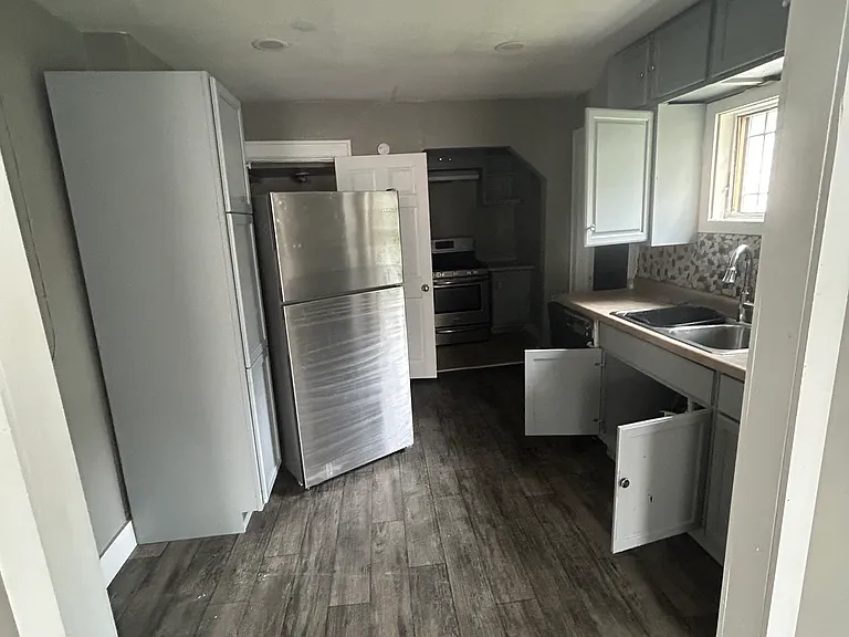 3636 Schele Ave — Photo 11