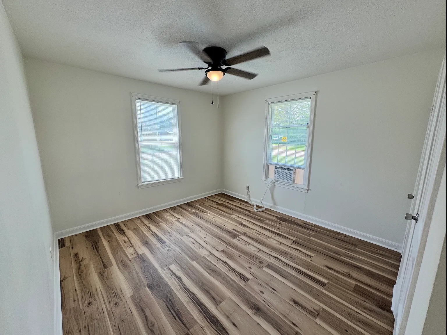 3609 1st Avenue - 1 — Photo 3