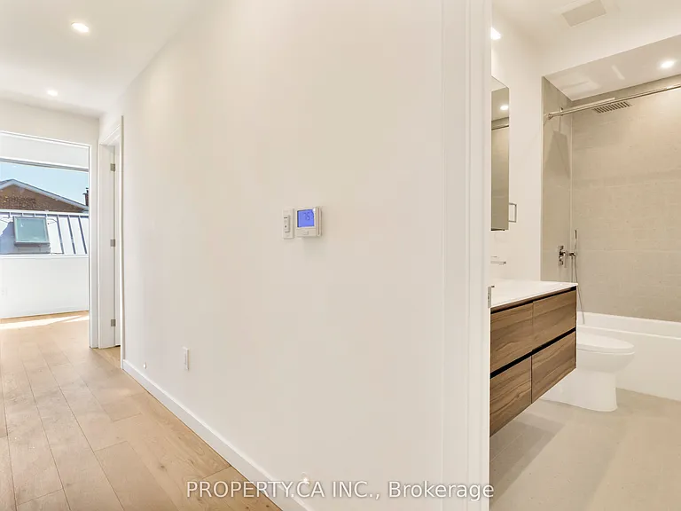 301 Keele St #4 — Photo 18
