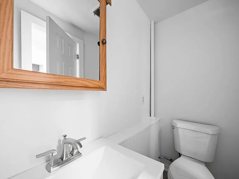 64 W Winter St #4 — Photo 18