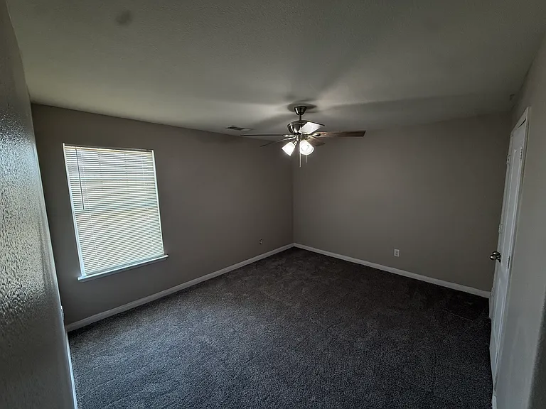 2136 Mulberry Dr — Photo 22