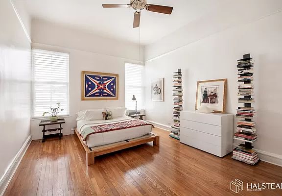 4th image of 180 W 58th St #4A
