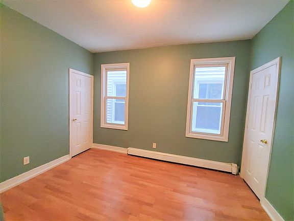 3rd image of 220 S 10th St #1M