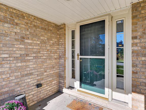 4th image of 3431 Fairmont Ave