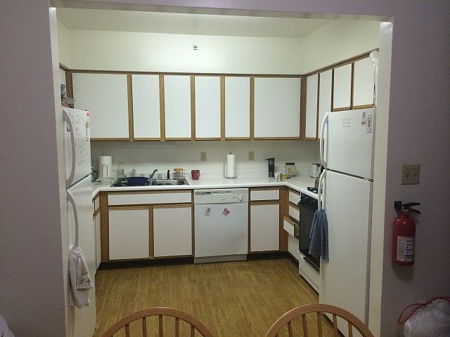 2nd image of 118 Catherine St