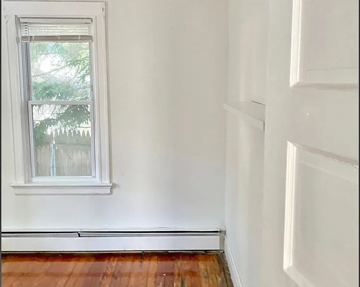 15 Glendale Avenue — Photo 9