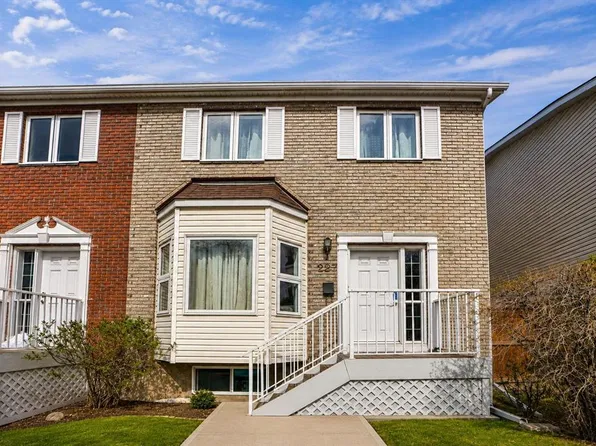 227 SE Citadel Ln NW, Calgary, AB T3G 4E1