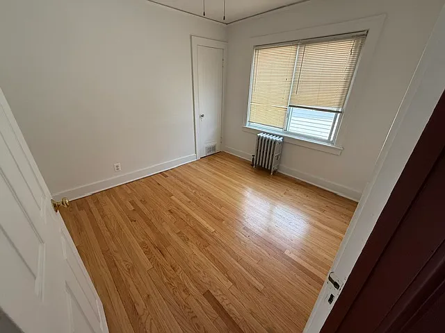 12038 Klinger St #UPPER FLAT — Photo 6