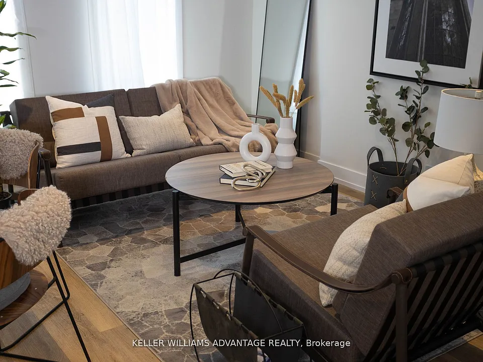 12 Batavia Ave #3