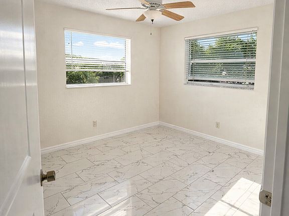 5th image of 1369 Sunset Rd S