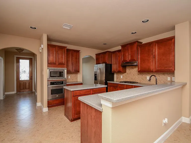 25939 Celtic Terrace Dr — Photo 10
