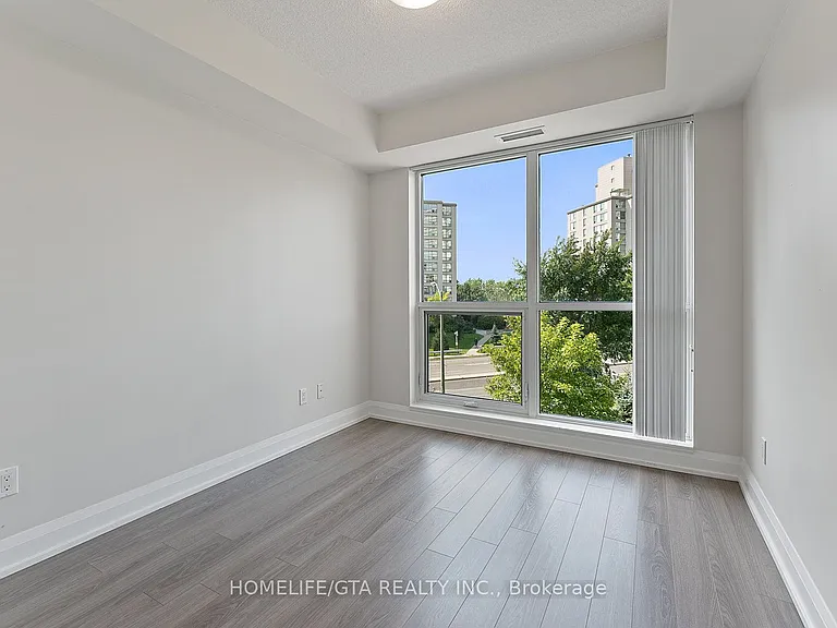 18 Graydon Hall Dr #904 — Photo 17