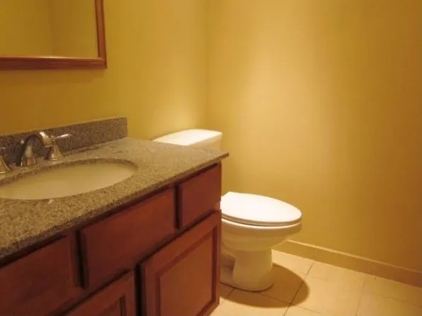 1012 Bayside Dr #T, Palatine, IL 60074