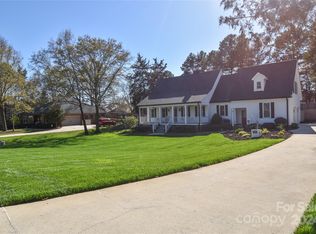 831 McGregor Dr NE, Concord, NC 28025