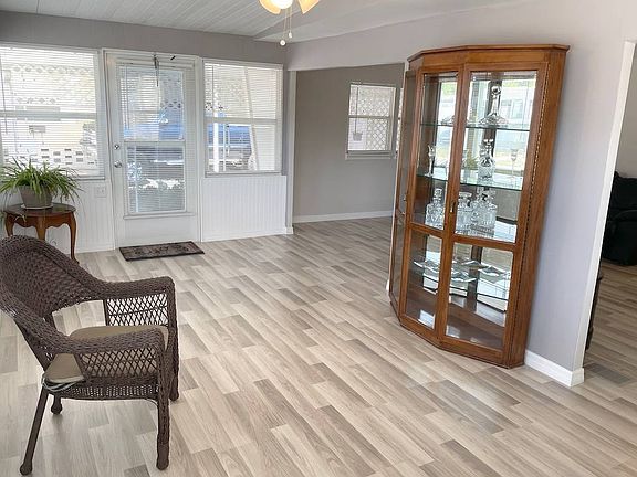 4th image of 7001 142nd Ave N #120