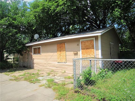 5th image of 1201 Woodland Ave