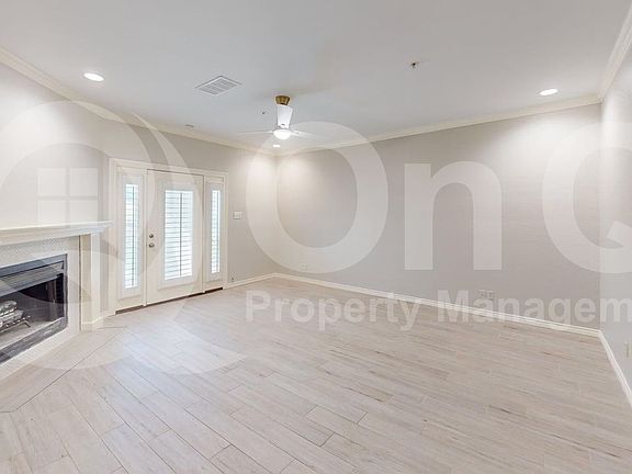 3rd image of 6000 Auburndale Ave APT C