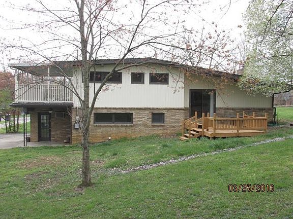 2nd image of 1003 Houston Dr