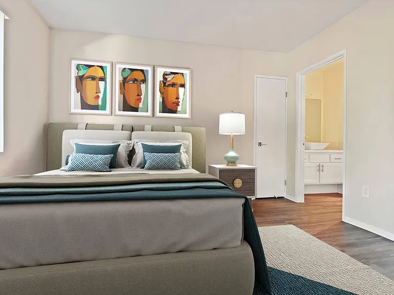 Palm Royale Apartments — Photo 10