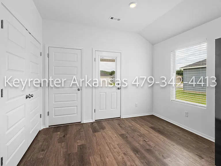 2734 S Ouachita Dr — Photo 13
