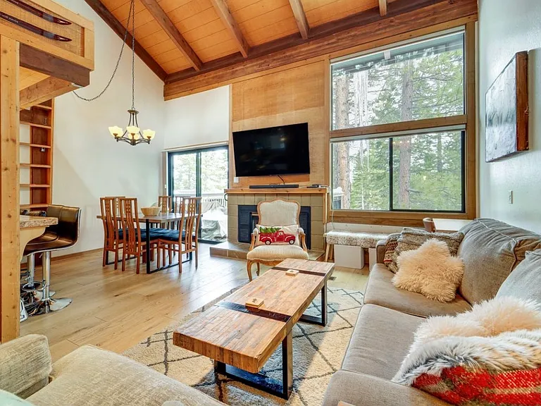 6127 Rocky Point Cir — Photo 4