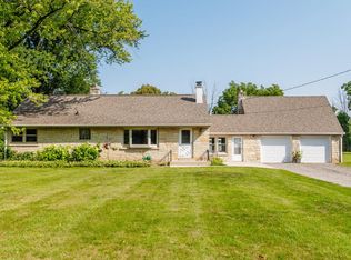 11000 W Bobolink Ave, Milwaukee, WI 53225