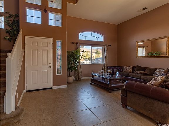 3rd image of 1568 Andalusian St