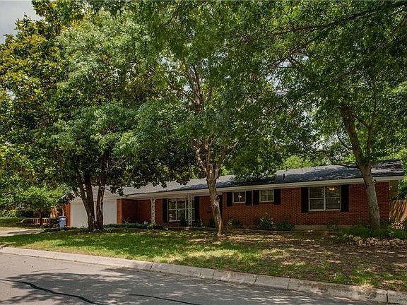 3rd image of 3101 Cortez Dr