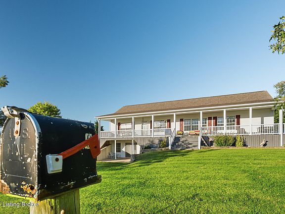 2nd image of 920 Mills Rd