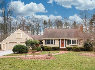 48 Oldfield Dr, Hanover, MA 02339