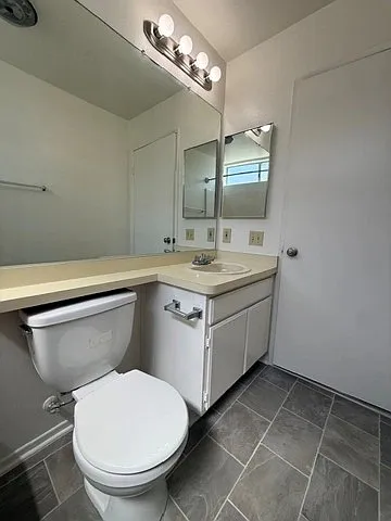 3642 Hughes Ave #6 — Photo 9
