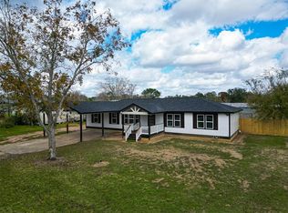 2311 8th St, Liverpool, TX 77577