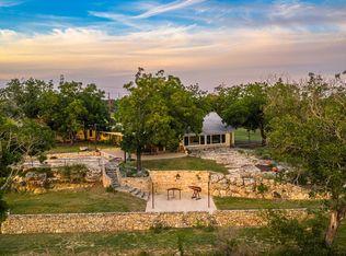 151 Gaddis Blf, Comfort, TX 78013