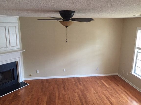 Living room with ceiling fan