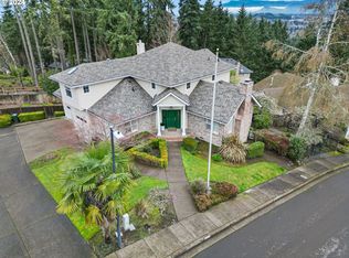3093 Soloman Loop, Eugene, OR 97405