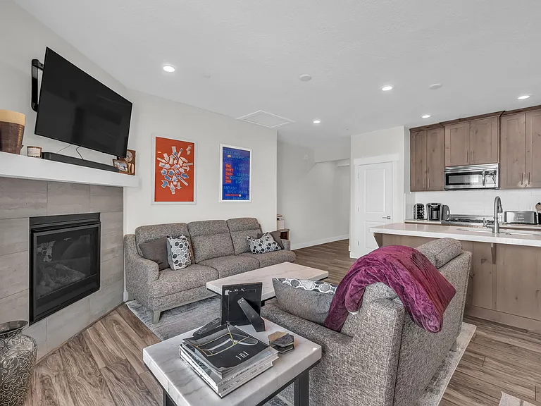 Property is Unfurnished. Photos for ideas only