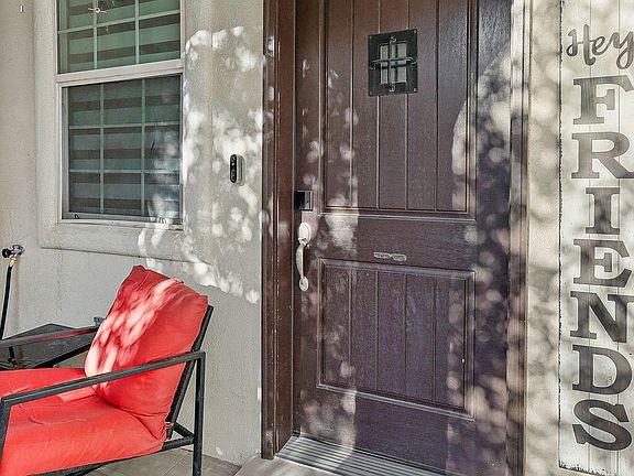3rd image of 448 Vin Bugarra Pl
