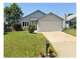 30 Aspen Pointe Dr, Saint Peters, MO
