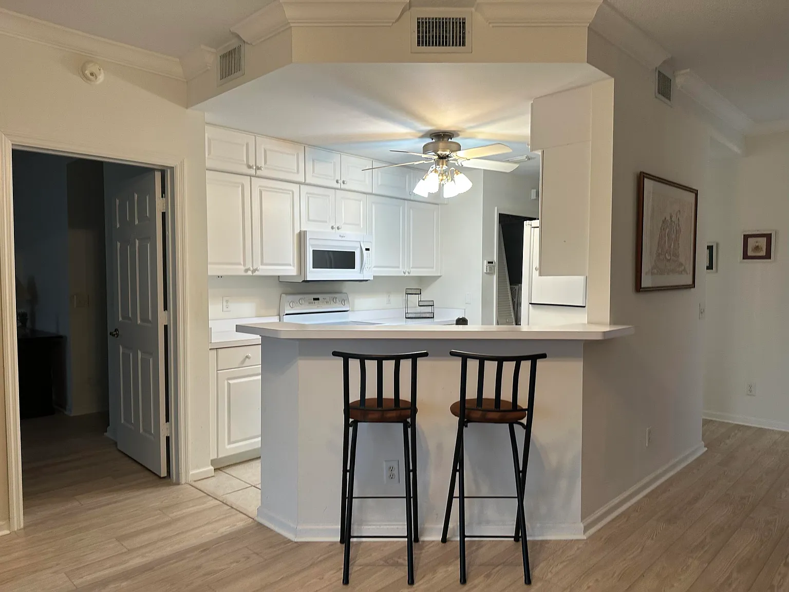 2 bed, 2.0 bath, 1180 sqft, $1,500 — Photo 4