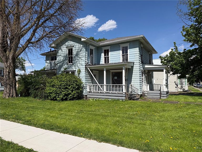 Listing photo 4