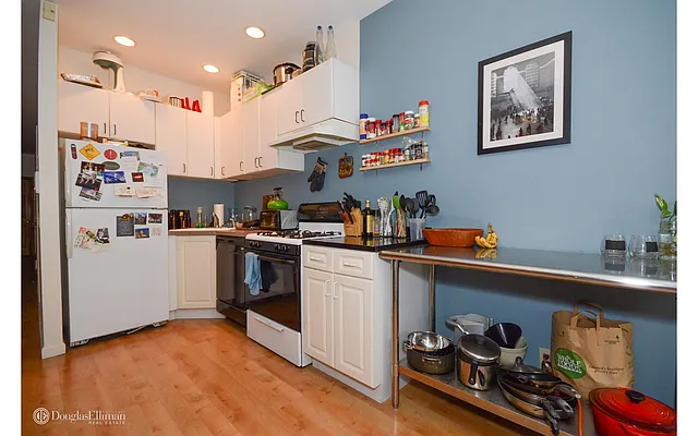 Rented by Douglas Elliman | media 21