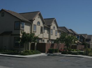 18 Oliveira Loop, Freedom, CA 95019