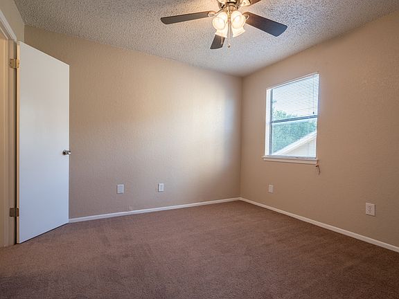 3rd image of 2721 Hurstview Dr APT B