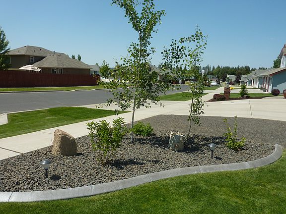 3rd image of 4604 W Belmont Dr