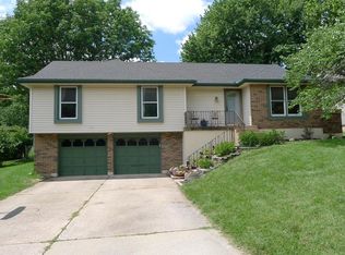 1705 SW 22nd St, Blue Springs, MO 64015